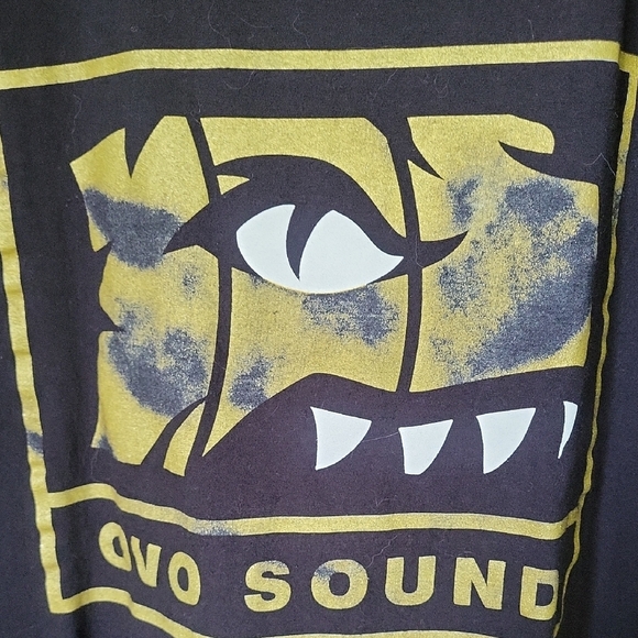 OVO Sound Black T-Shirt with Gold Graphic - Picture 4 of 4
